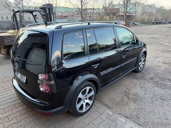 VW Touran cross 2.0 TDi 2010 - 4
