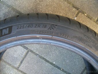 1x letní Michelin Pilot Sport4 225.40.18 92Y - 4