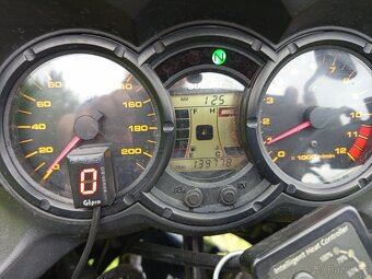 Prodám Motorku Suzuki dl 650 V-strom - 4