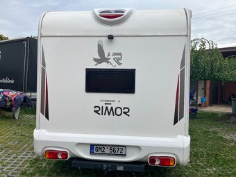 Obytný automobil Renault RIMOR 2017 - 7 míst - 2.3 / 96KW - 4