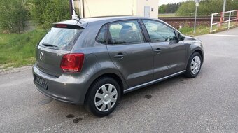 Volkswagen Polo 1.2i,44kw,5dveří,rv-2010,najeto 133399km. - 4