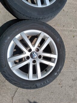 VW Golf / Touran - alu 6,5x16 et50 + letní 205/55/16 - 4