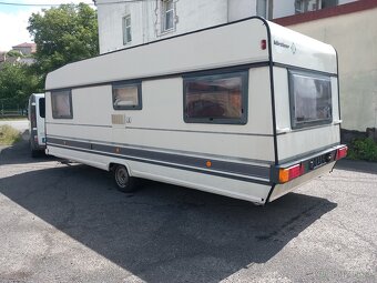 Prodám karavan bürstner Lux - 4
