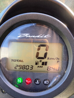 Suzuki Bandit 650S - 4