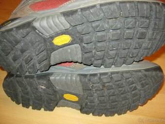 Dámské outdoorové boty Lowa GORE-TEX vel. 39,5, (6,0) - 4