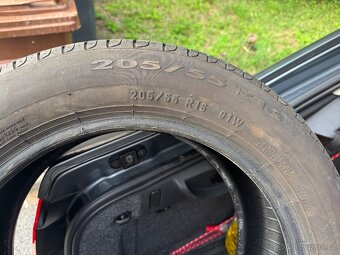 205/55R16 - 4