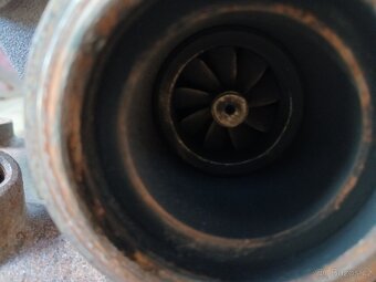 turbo 03L253010T na Škoda Octavia 2 1.6TDI 77kw apod - 4