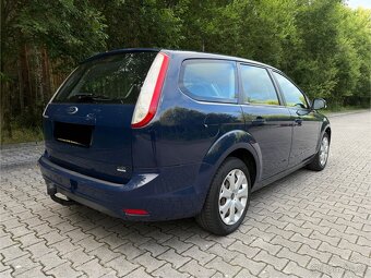Ford Focus 2 facelift combi 1.6 74kw benzin 2009 bez koroze - 4