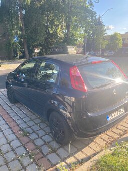 Fiat Grande Punto - 4