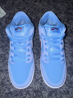 nike sb dunk philadelphia phillies - 4