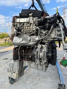 -----JEEP GRAND CHEROKEE (WK2) 3.0 CRD V6----- - 4