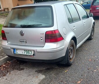 Golf 4 - 4