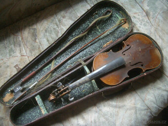 Staré housle vč. 2 smyčců a pouzdra k renovaci či do sbírky - 4