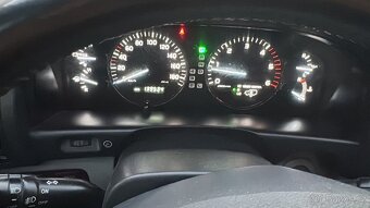 Toyota Land Cruiser 100 - jedinna sveho druhu - 4