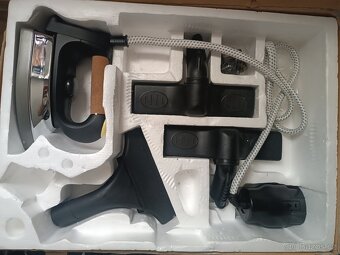 Vysavač na čištění koberců - 4