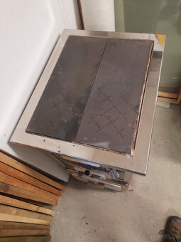 Prodám kachlová kamna Kabourky - 4