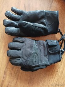 Snowboard + vybava - 4