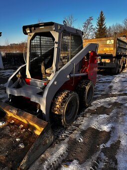 Prodám smykový nakladač Thomas 200 rok 2005 - 4