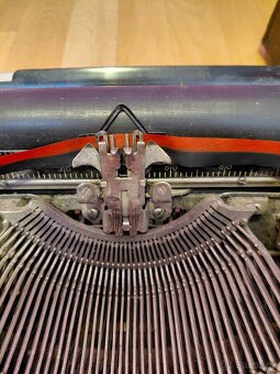Historický psaci stroj Corona - 4