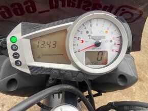 Triumph speed triple 1050 - 4