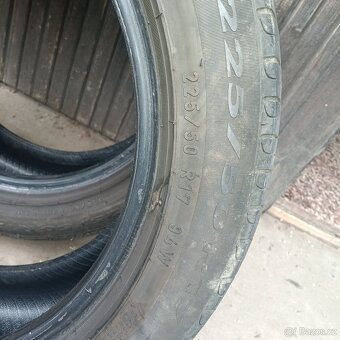 225/50 r17 - 4