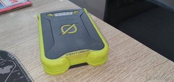Prodám špičkovou power banku- Goal Zero Venture 30, 7800 mAh - 4