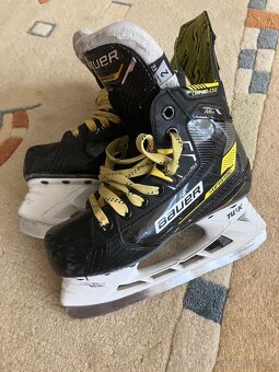 Dětské hokejove brusle Bauer Junior Supreme M4 - 4