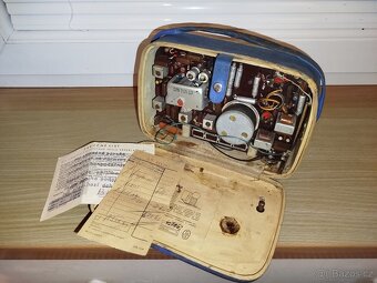 Modré kabelkové rádio Tesla 2800B-2 Mír se záručním listem - 4