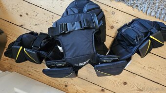 Brankářská vesta CCM Axis 1.9 int. L - 4