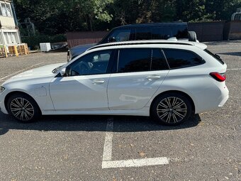 BMW 330e xDrive Touring M Sport (G21) – r.v. 2021, záruka do - 4