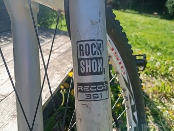 Rock Machine Blizzard M - 4