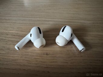 AirPods Pro 1 - Pravé sluchátko šumí - 4