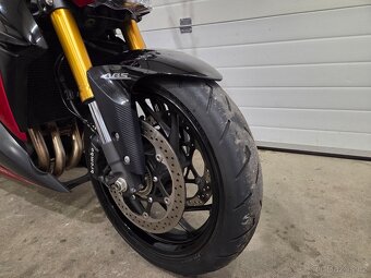 Suzuki GSX-S 1000 - 4