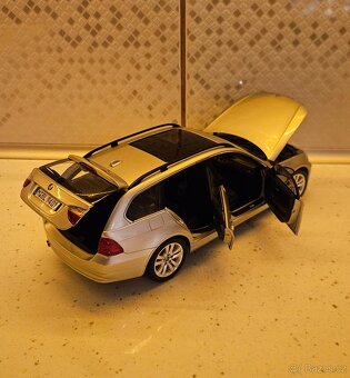 BMW E91 Touring 1:18 Kyosho TOP STAV - 4