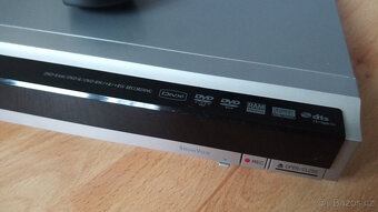 DVD / HDD recorder Panasonic DMR-EX77 (160GB) - 4