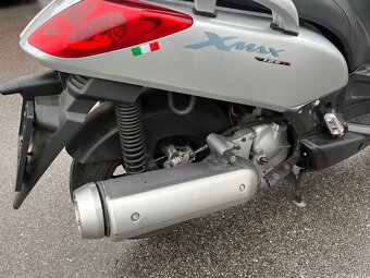 Yamaha Xmax 125,Servisní knížka - 4