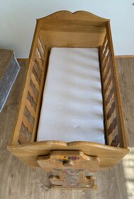 Dětská dřevěná kolébka - 4