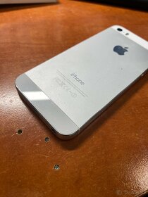 iPhone 5S 16gb, nová baterie - 4