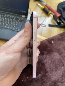 iPhone 15 128GB Pink - baterie 100% - 4