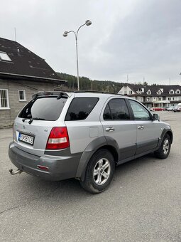 Kia Sorento 2.5 CRDI 4x4 103kw - 4