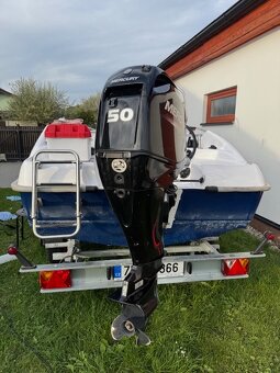 Člun Blesser 440 + motor Mercury 50 hp - 4