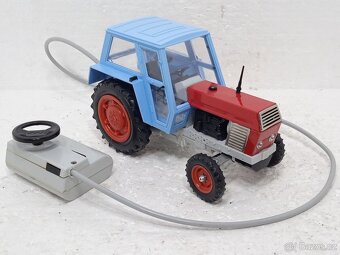 KDN Traktor s valníkem Zetor Crystal 8011- retro hračka - 4