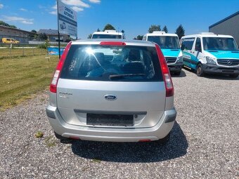Ford Fusion 1.416V 59KW rok 2011 EcoSport - 4
