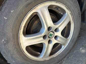 Prodám Škoda Octavie 1,6i - 4