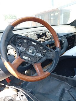 Prodám náhradní díly na mercedes w221 - 4
