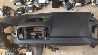 Airbagová sada Škoda Karoq s novou originální deskou - 4