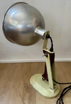 Stará lampa INDUSTRIÁLNÍ polohovací FUNKČNÍ lékařská - 4