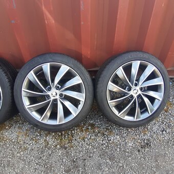 Turbine Alu kola R18 Antracit Škoda Superb VW Passat - 4