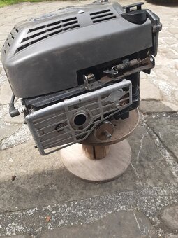 Motor sekačky - 4