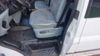 Prodám FORD TRANSIT TOURNEO 9 míst - 4